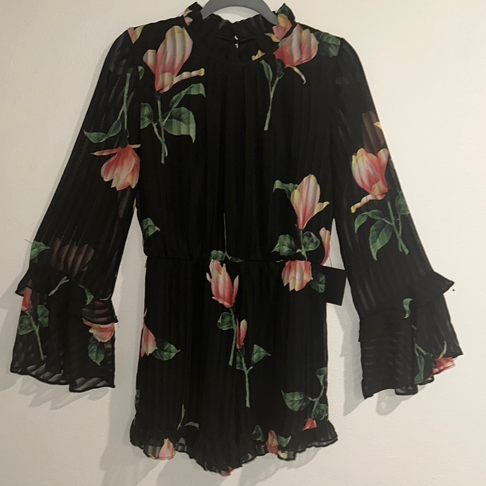 Lulu's Black Dress‎ with Floral Design